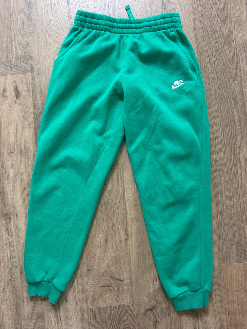 Nike Kids Green Fleece Joggers with White Logo